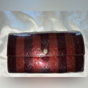 Rare Sarah Monogram Vernis Red/Dark Purple